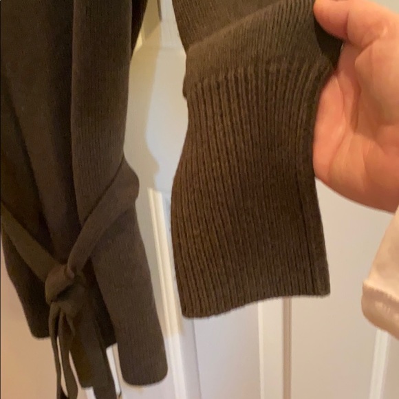 INTERMIX WIDE NECK BELTED TUNIC SWEATER SZ L - Picture 4 of 7